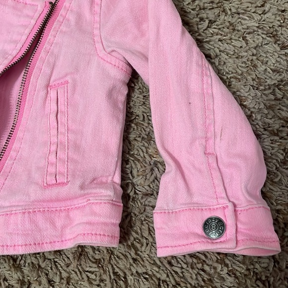 BABY GIRL HOT PINK JEAN JACKET - Picture 3 of 4